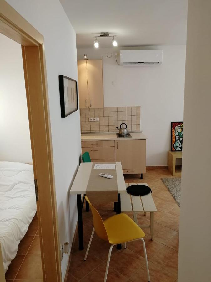 Wash House Apartman Дьор Екстериор снимка
