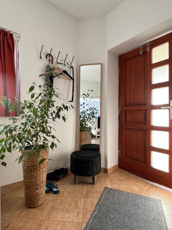 Wash House Apartman Дьор Екстериор снимка