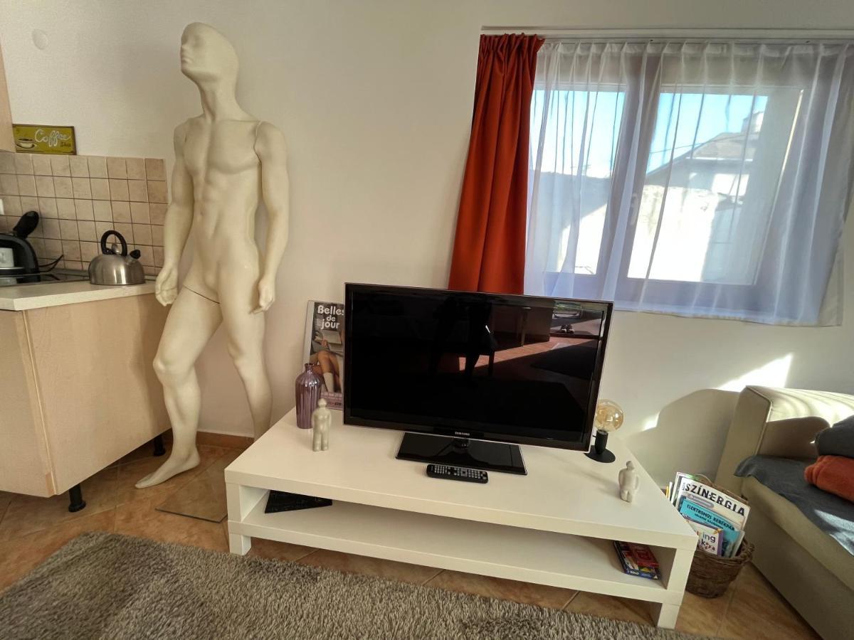 Wash House Apartman Дьор Екстериор снимка