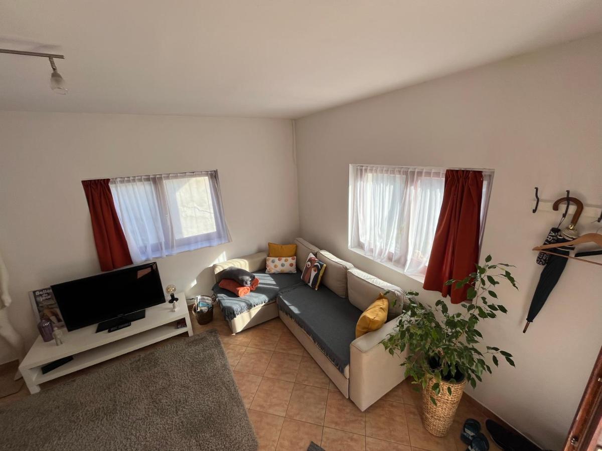 Wash House Apartman Дьор Екстериор снимка