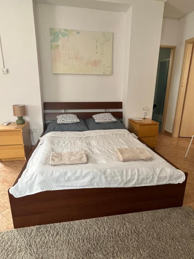 Wash House Apartman Дьор Екстериор снимка